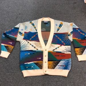 Beautiful lamb”s wool cardigan